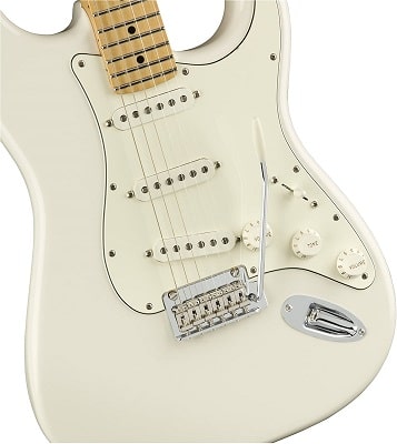 Fender Player Stratocaster cuerdas-min